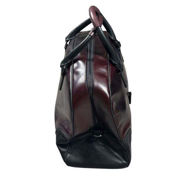 TED BAKER LEATHER OVERNIGHT BAG BURGUNDY AND BLACK CHECK - Picture 4 of 13
